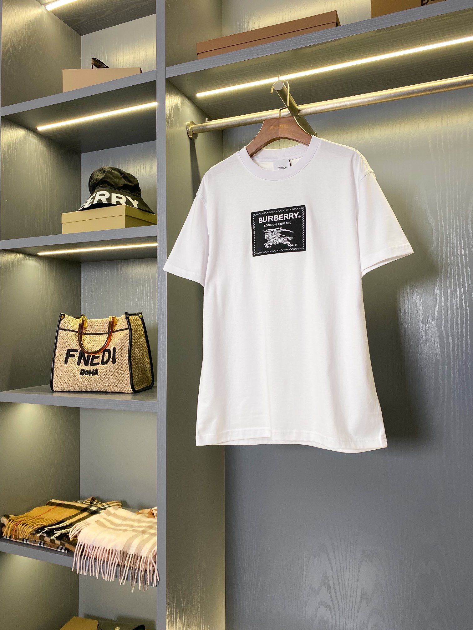 Burberry BBR 巴宝莉 BUR Prorsum 标签棉质短袖T恤