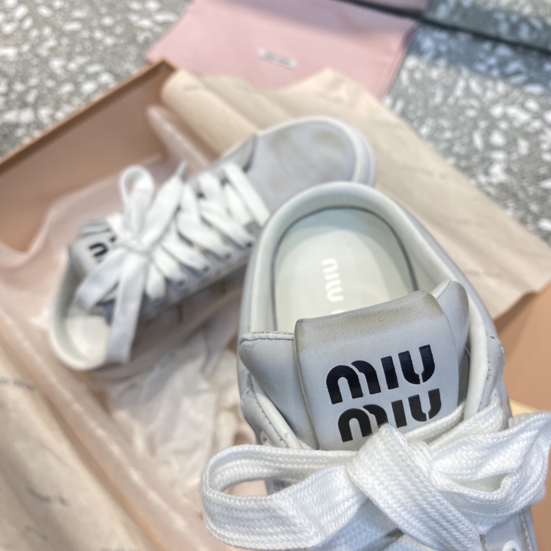 缪缪miumiu2023早春新款顶级