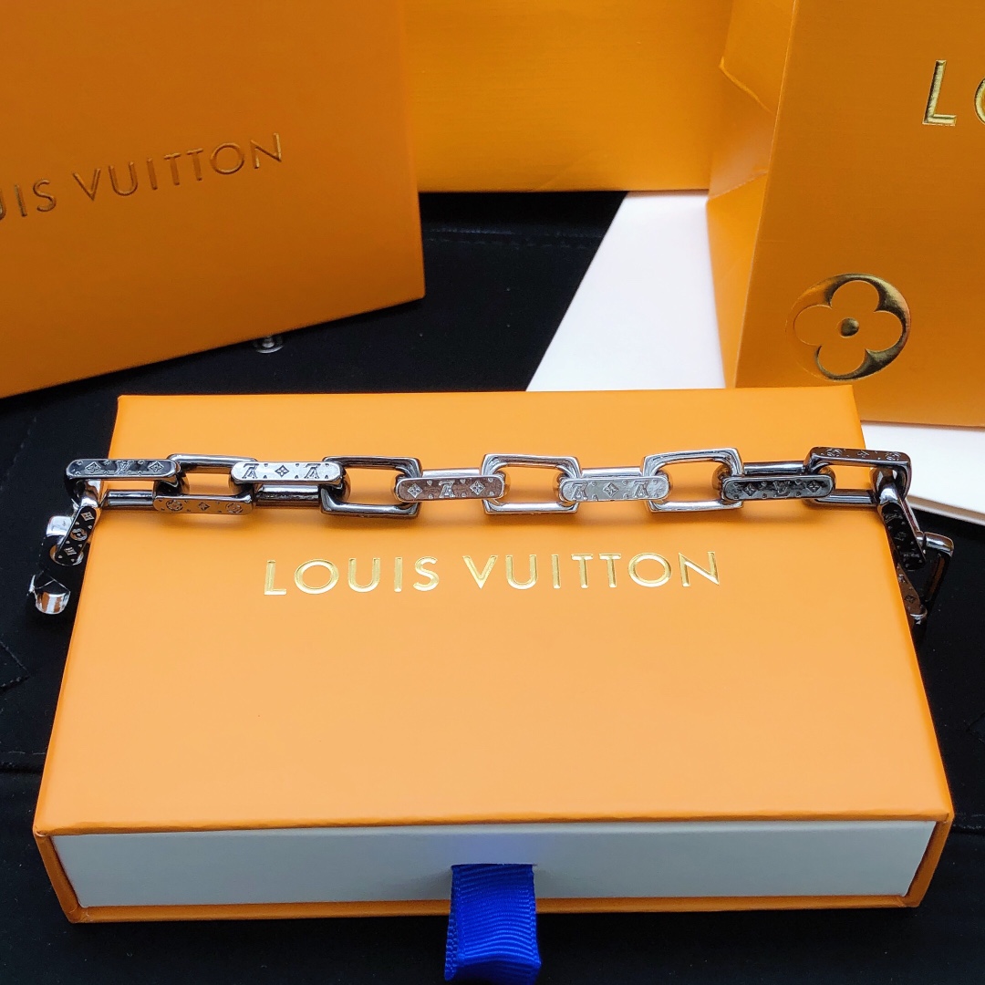 Louis Vuitton lv手链高版本