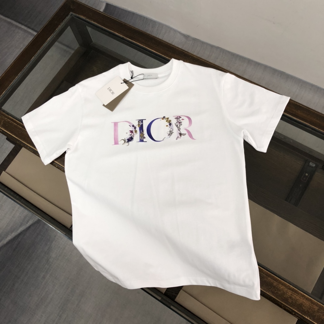 @P85💥 ¡Nueva camiseta de verano de manga corta con cuello redondo DIOR! Tela de algodón puro de alta gama, pesada, de …