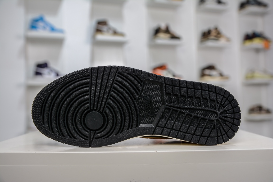 200 原装Air Jordan 1 Retro Low OG EX 黑灰红 DV0982-006