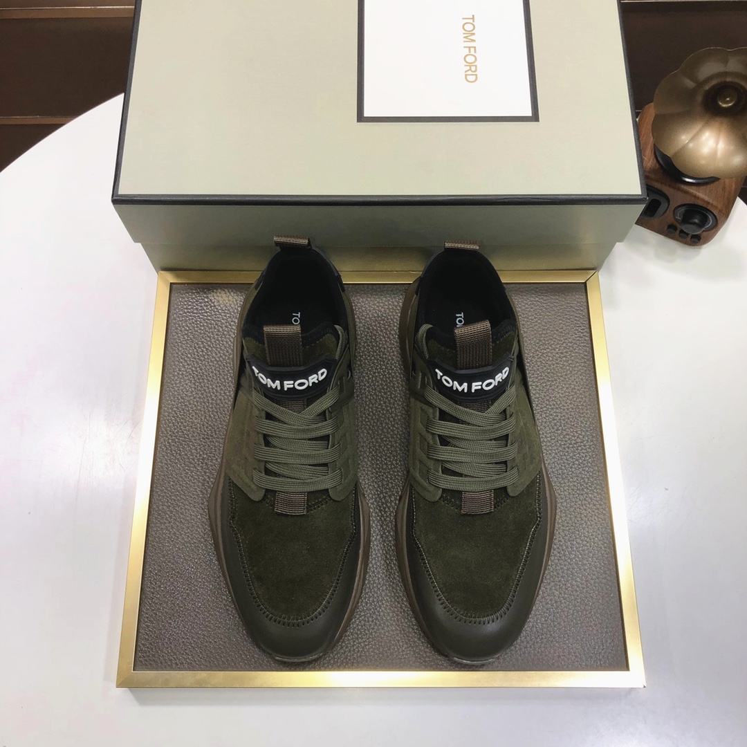 lote de fábrica [Tom Ford Tom Ford 】 sitio web oficial con el mismo párrafo [para ser] los modelos d