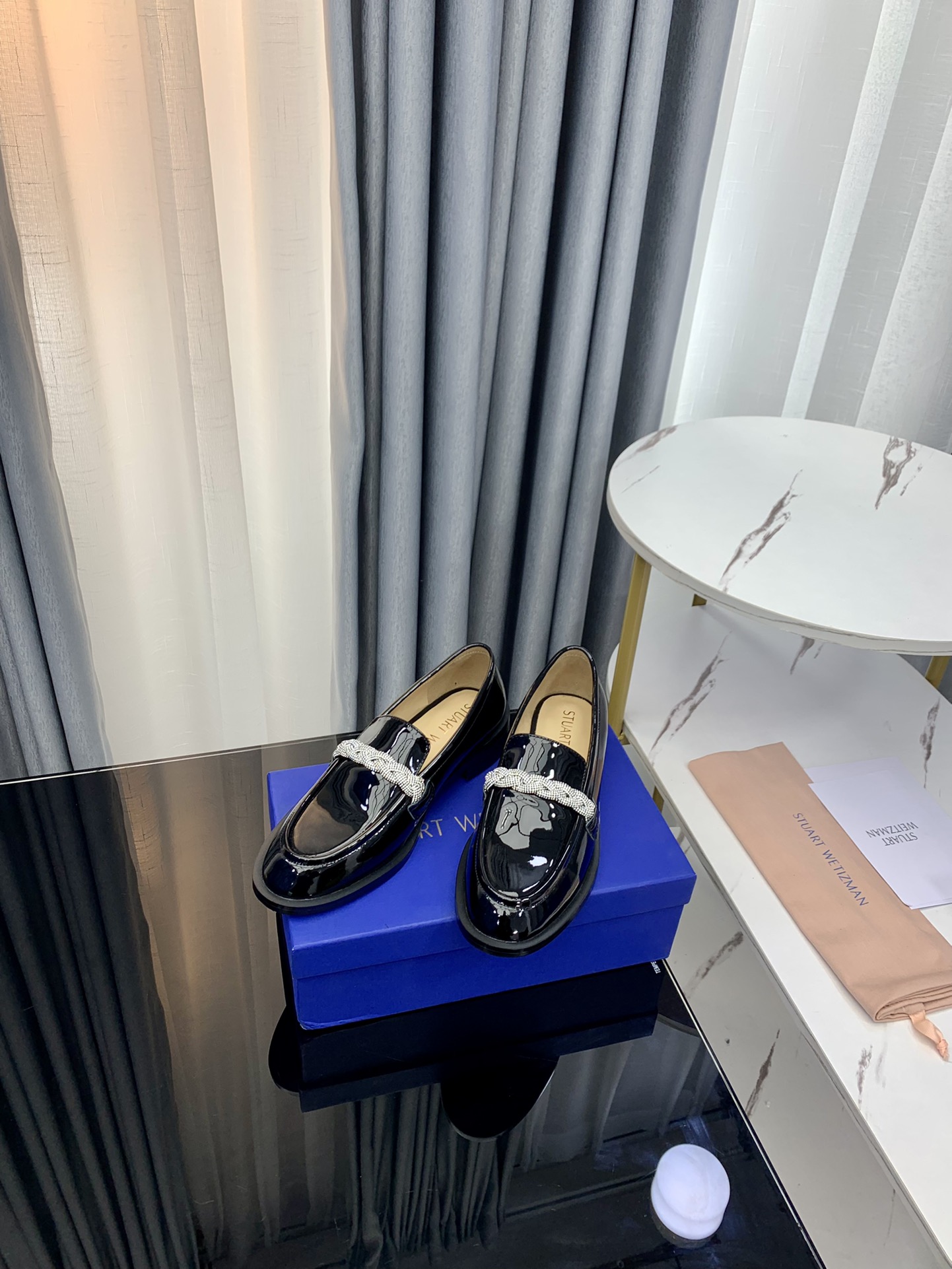 Stuart Weitzman SW 2023 Queen of Fame Flat Shoes Review: Elegant Pearl Decoration. - 图片 4