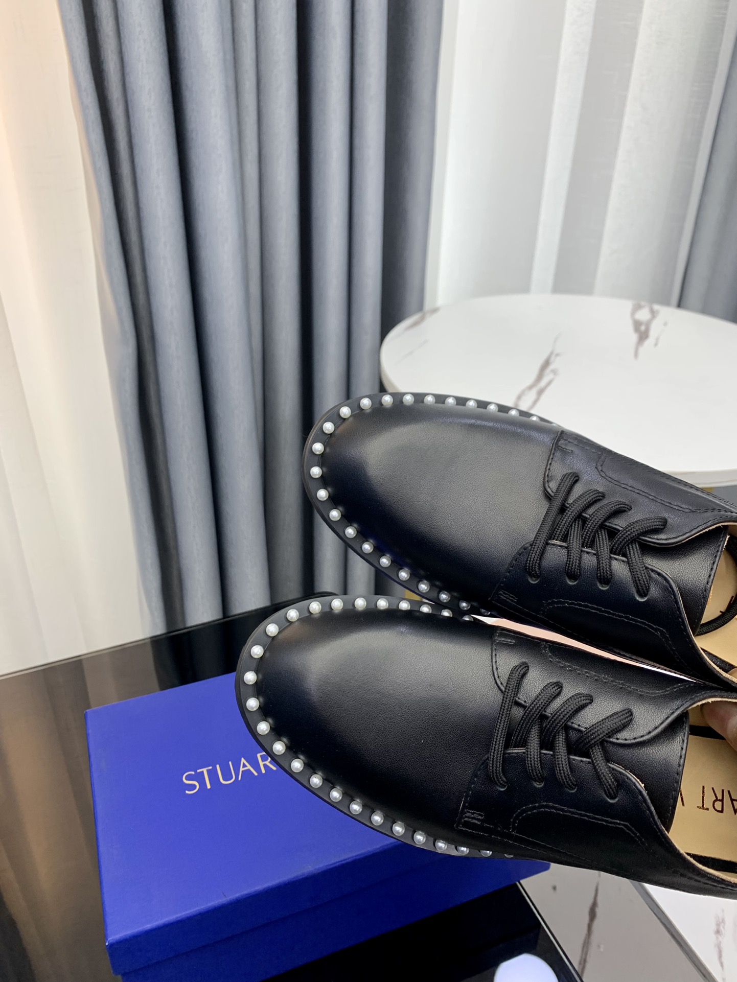 Stuart Weitzman SW 2023 Queen of Fame Flat Shoes: Elegant Pearl Decoration, Comfortable and Stylish. - 图片 6