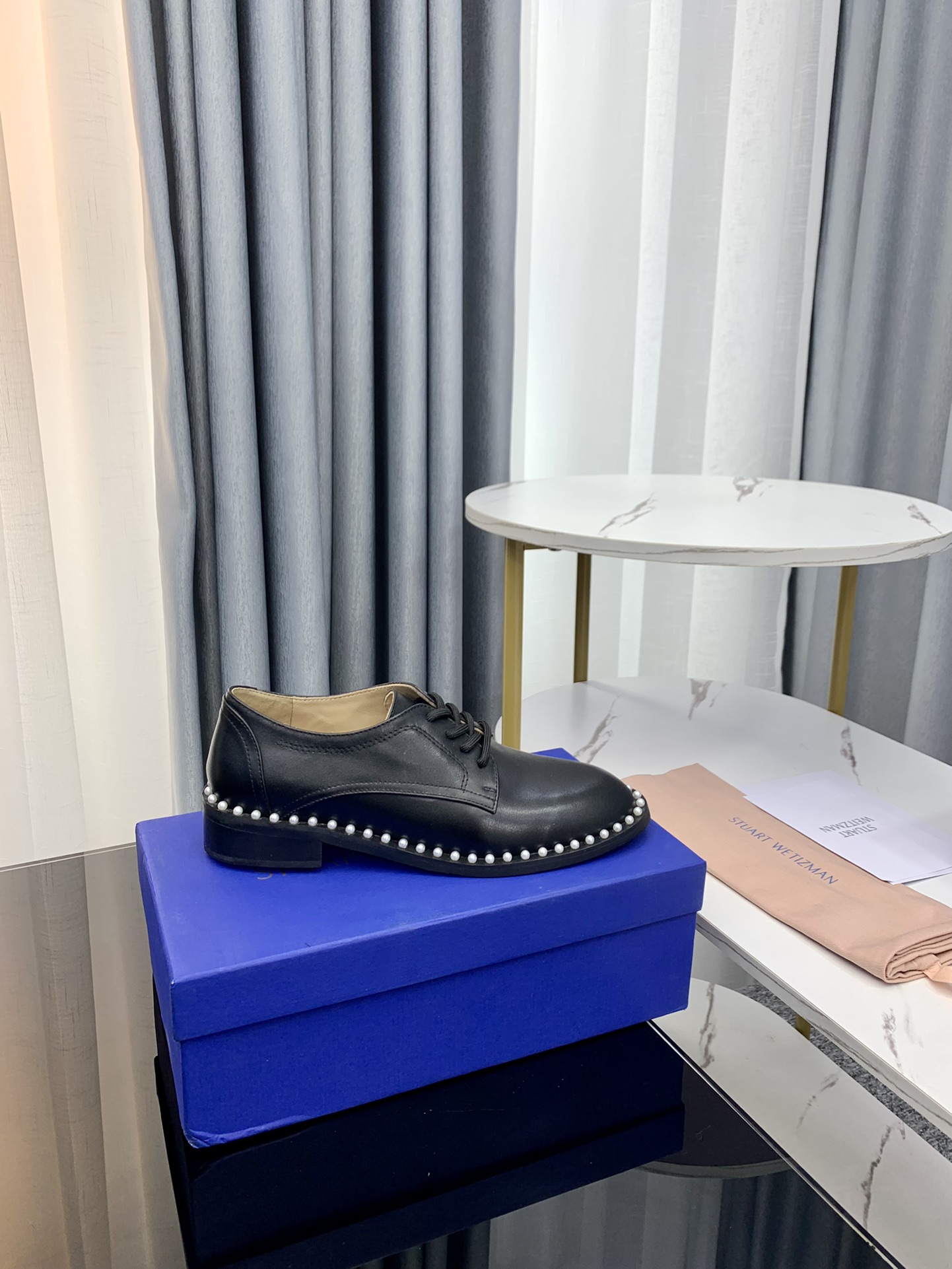 Stuart Weitzman SW 2023 Queen of Fame Flat Shoes: Elegant Pearl Decoration, Comfortable and Stylish. - 图片 2