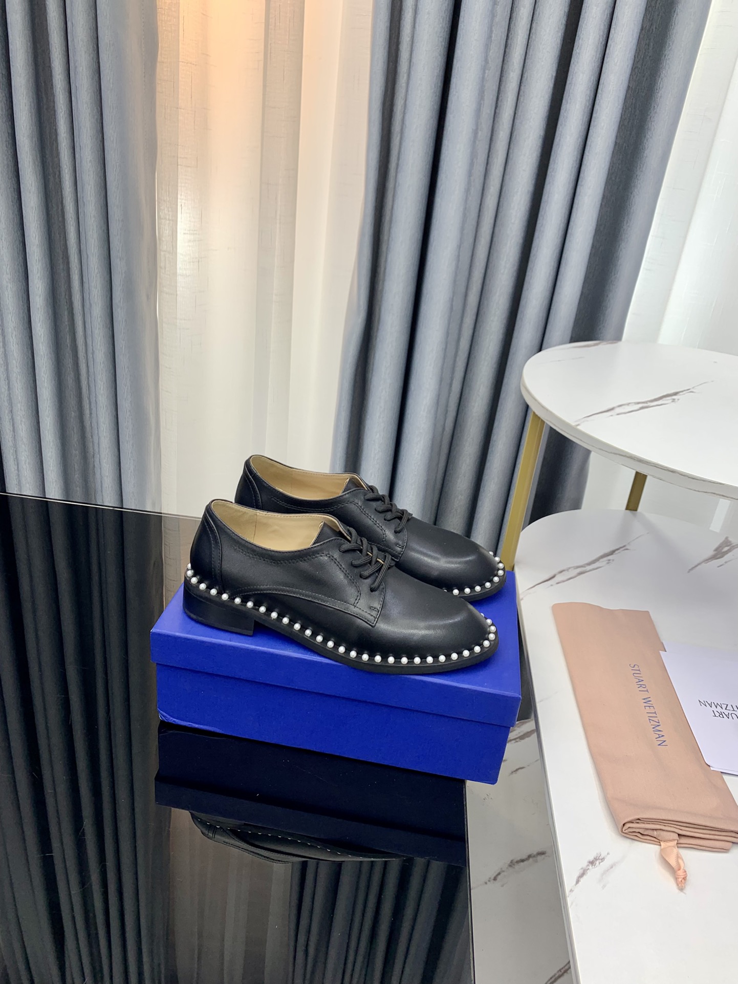 Stuart Weitzman SW 2023 Queen of Fame Flat Shoes: Elegant Pearl Decoration, Comfortable and Stylish. - 图片 7