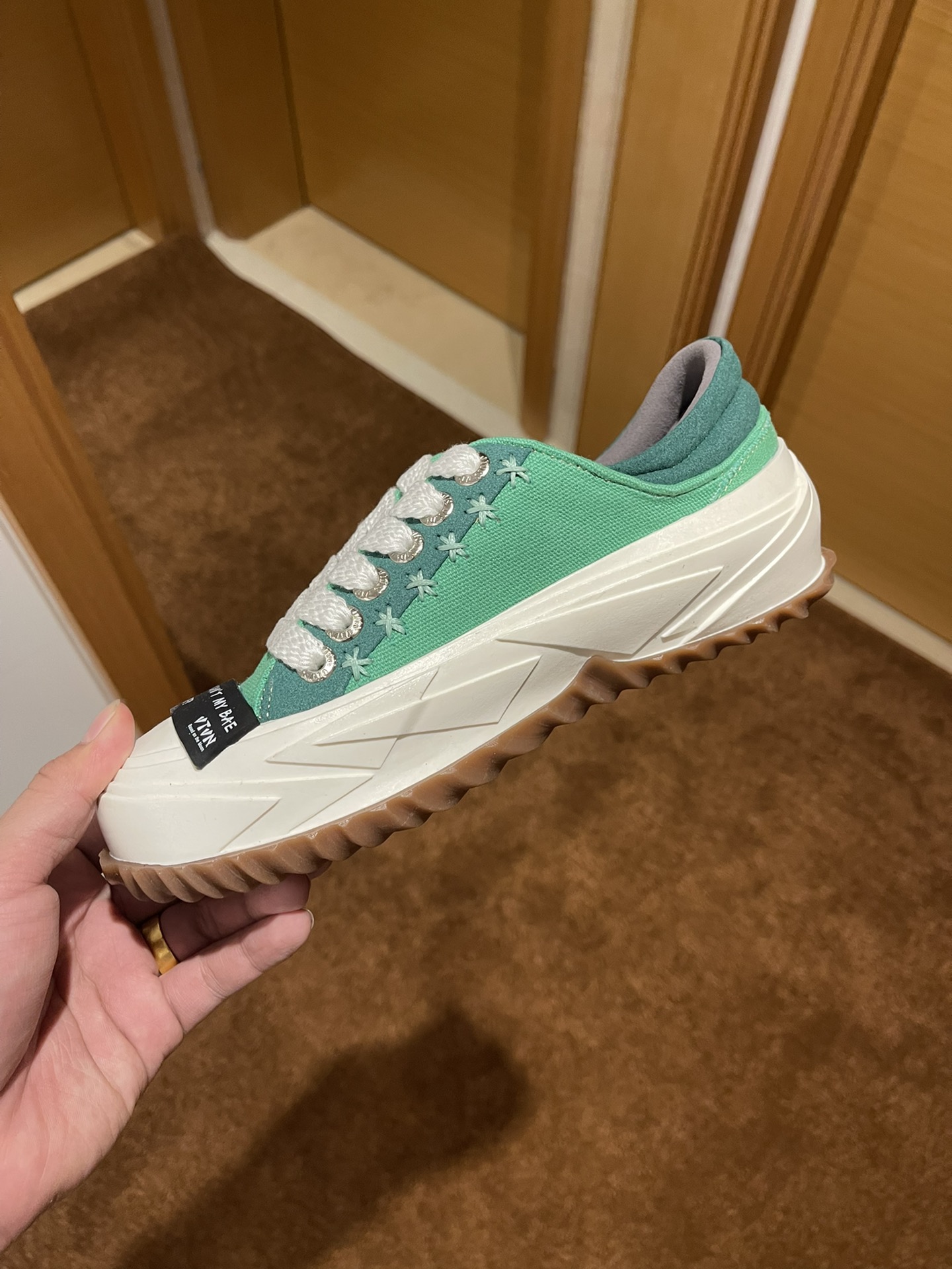 VTVN 2023 Spring and Summer New Shoes Collection: Couples’ Sporty Recreation Style - 图片 3
