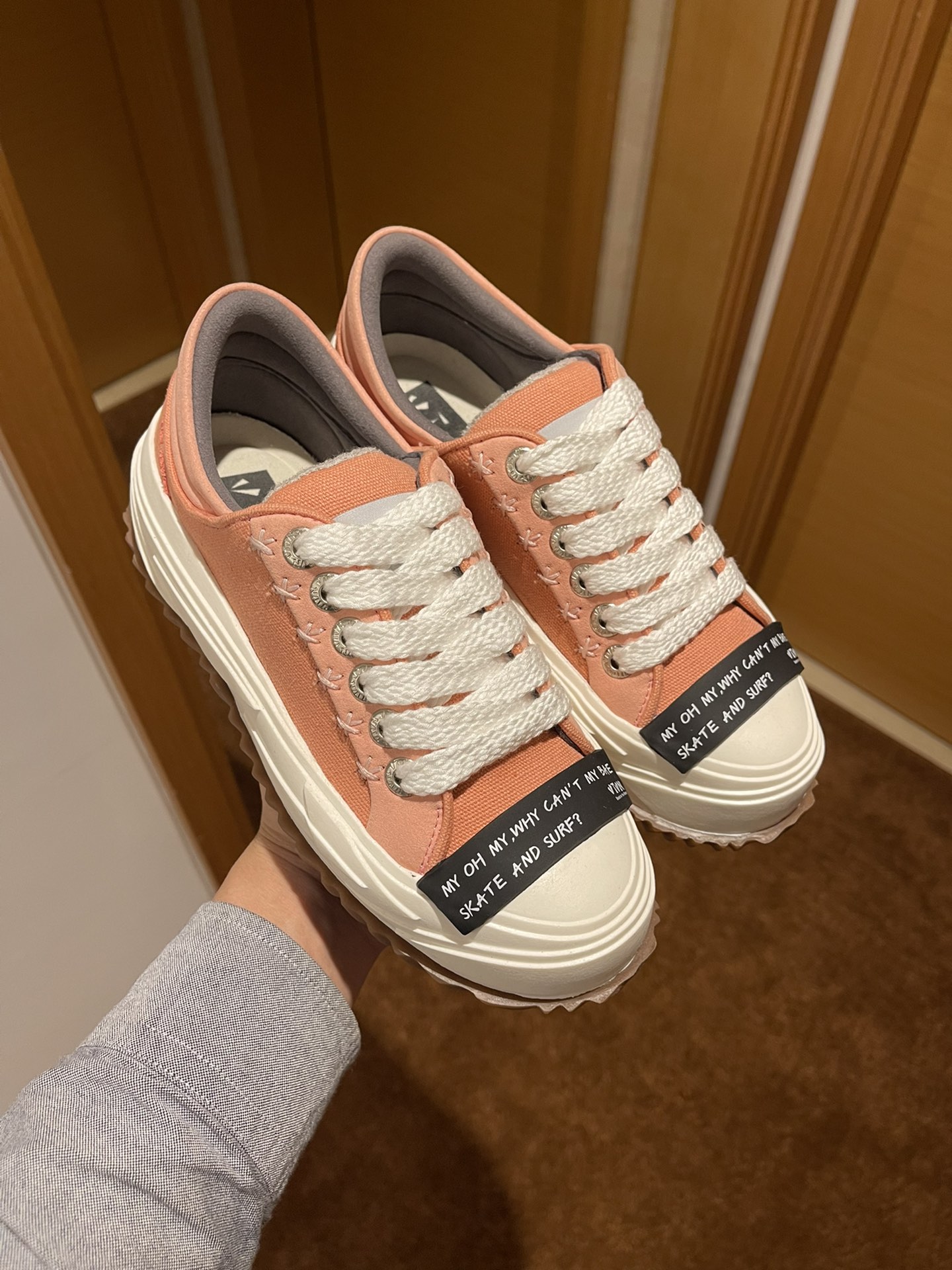 VTVN 2023 Spring Summer New Bread Shoes: Couples Recreation Sport Shoes with Morandi Colors - 图片 9