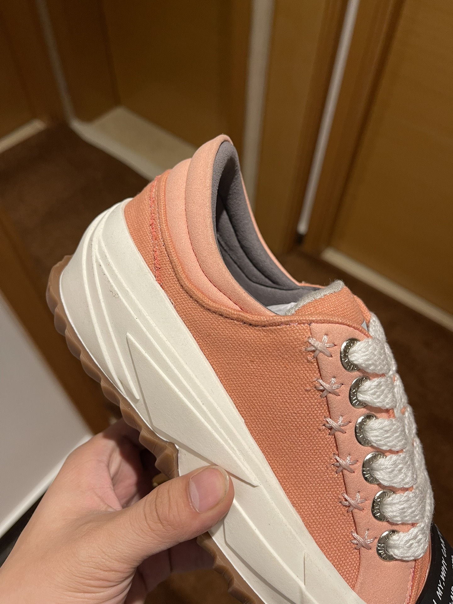 VTVN 2023 Spring Summer New Bread Shoes: Couples Recreation Sport Shoes with Morandi Colors - 图片 5