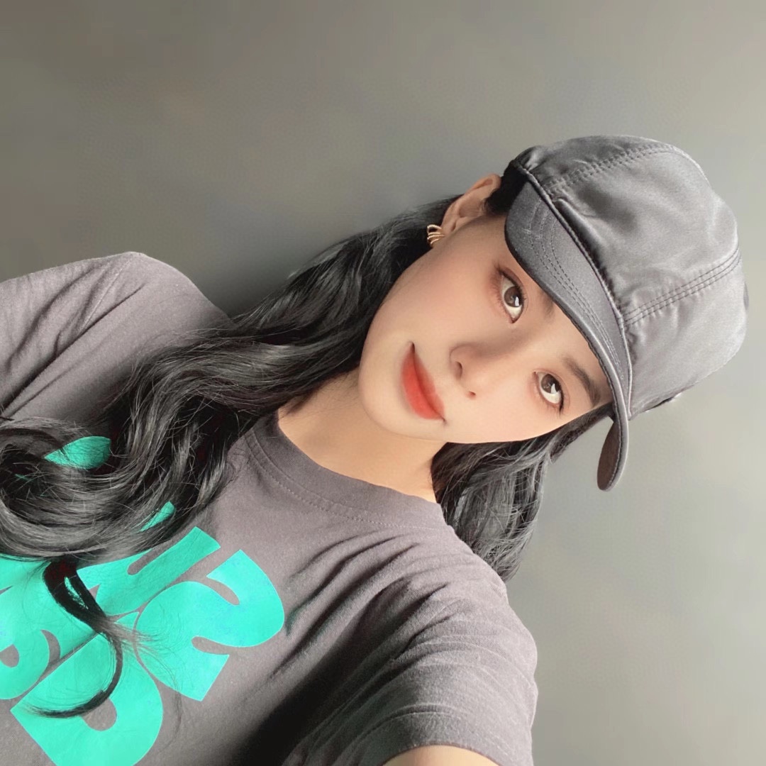 NO:190741,With dust bag [Prada] new baseball cap, the counter is shipped simultaneously, the big brand model is very easy to match, so buy it now!  ,hats,prada,hats19860909配防尘袋【普拉达】新款棒球帽,专柜同步出货,大牌款超好搭配,赶紧入手！,帽子,prada,hats,hat