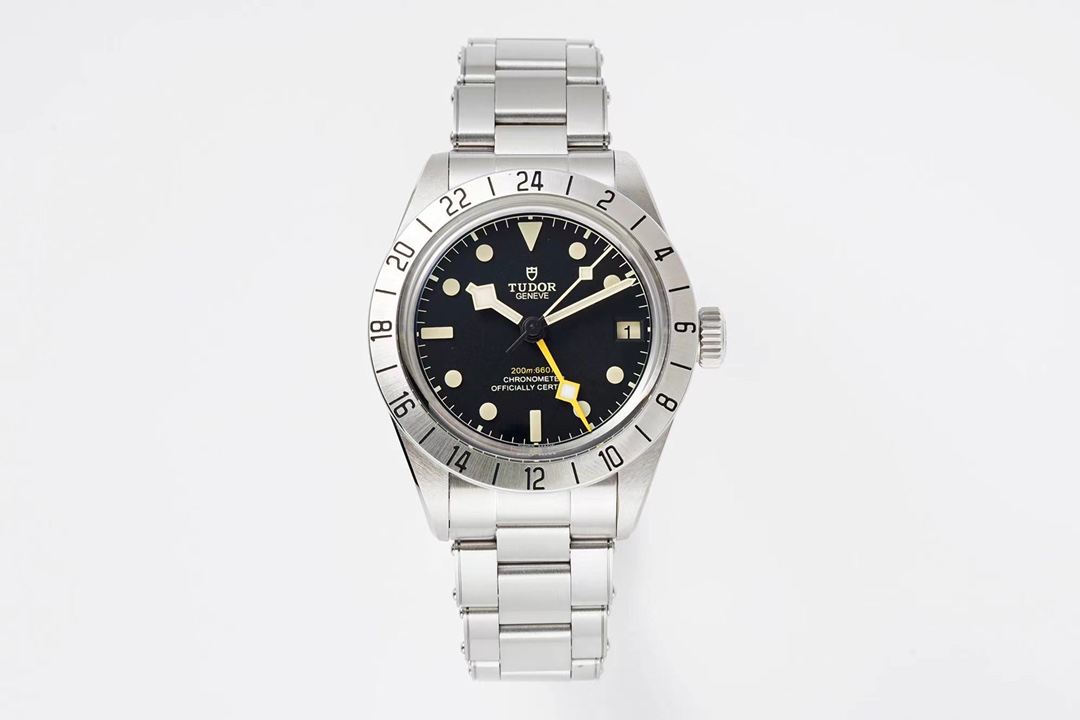 Rolex Watch Yellow Polishing Vintage