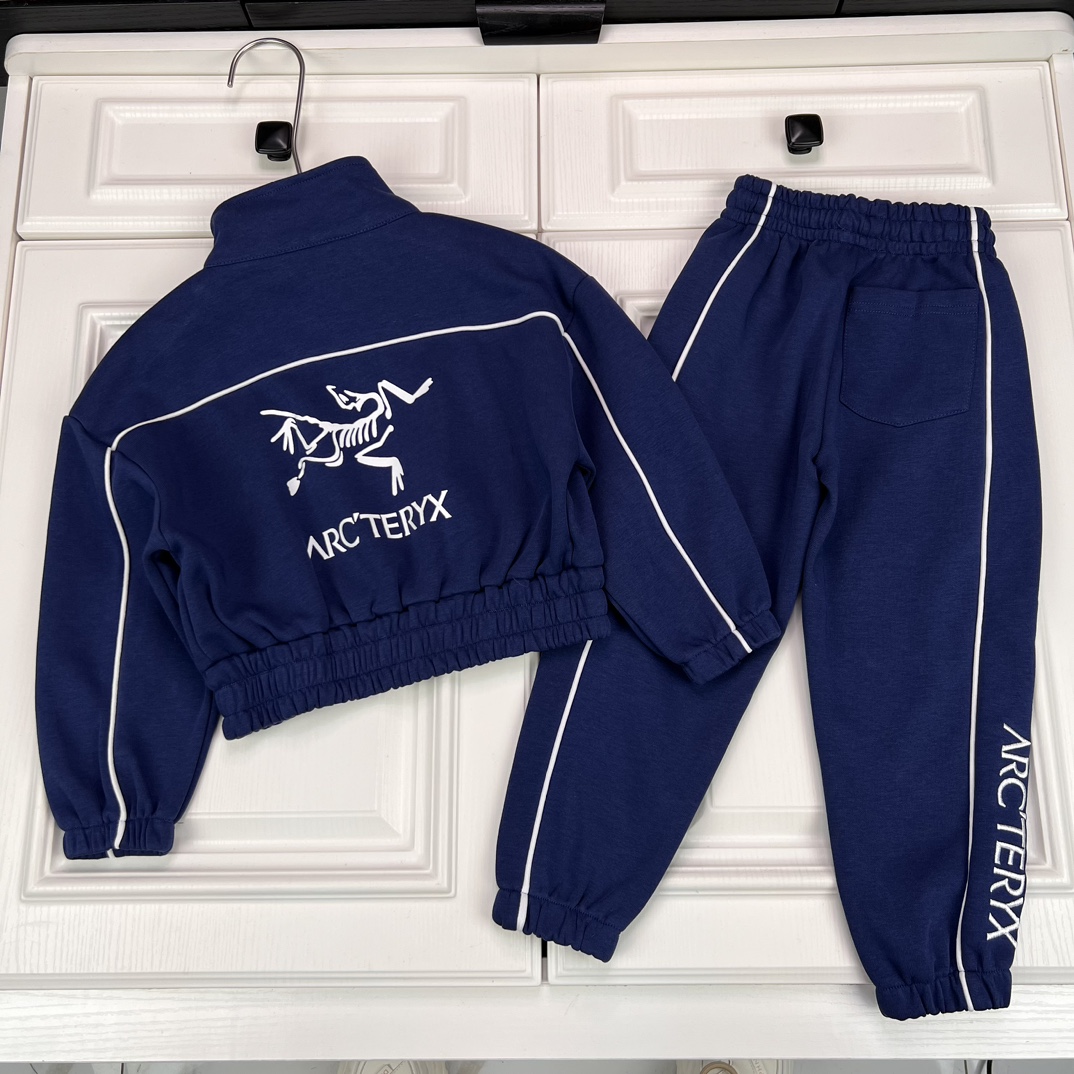 Trendy Child Arcteryx: High-End, Comfortable, Sports-Style Leisure Suit for Everyone - 图片 7