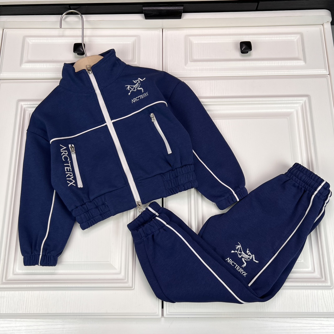 Trendy Child Arcteryx: High-End, Comfortable, Sports-Style Leisure Suit for Everyone - 图片 2