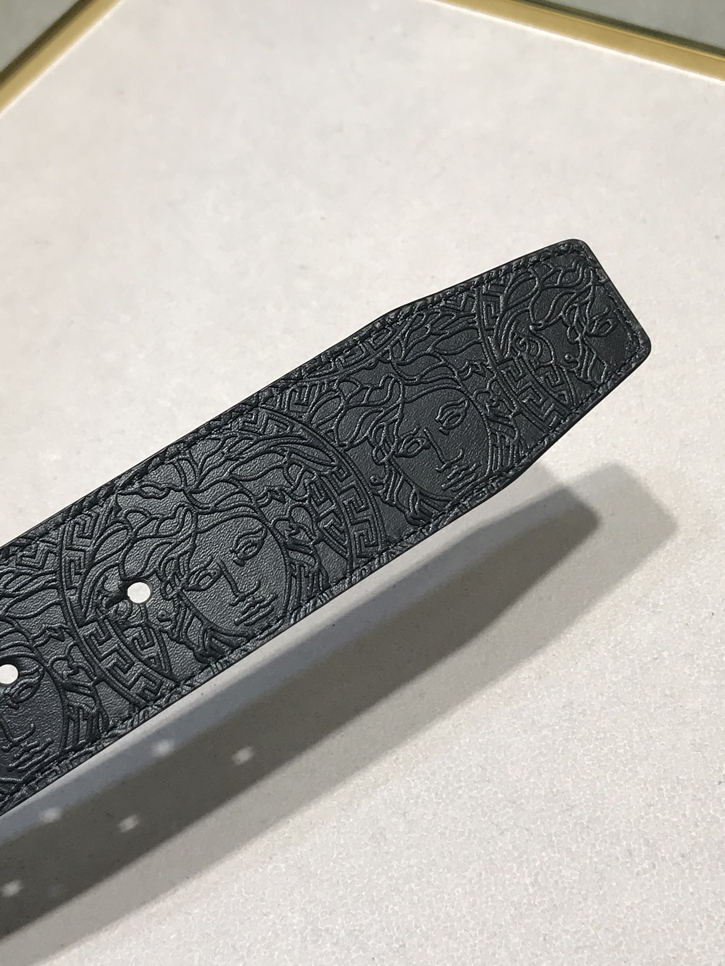 配送专柜包装打孔针实拍️支持NFC芯