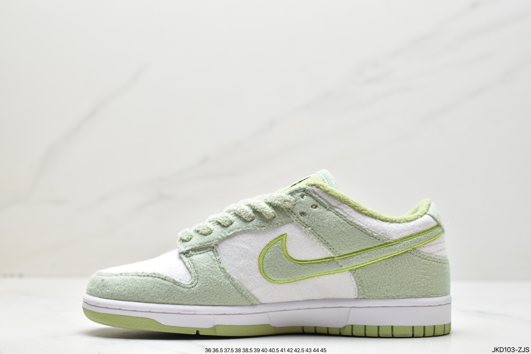 160 Nike Dunk Low “Fleece” 白绿羊绒 DQ7579-300