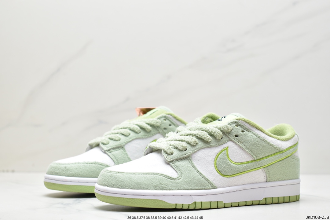 160 Nike Dunk Low “Fleece” 白绿羊绒 DQ7579-300