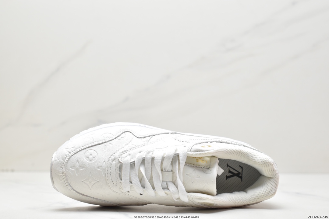 230 Louis Vuitton x Nike Air Max 1 Premium”Beige White/LV Monogram”初代复慢跑鞋“米白LV压纹老花”DA8301-558