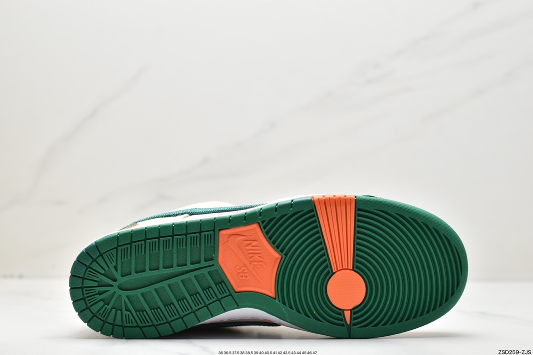 320 耐克Nike SB Zoom Dunk Low 板鞋FD0860-001