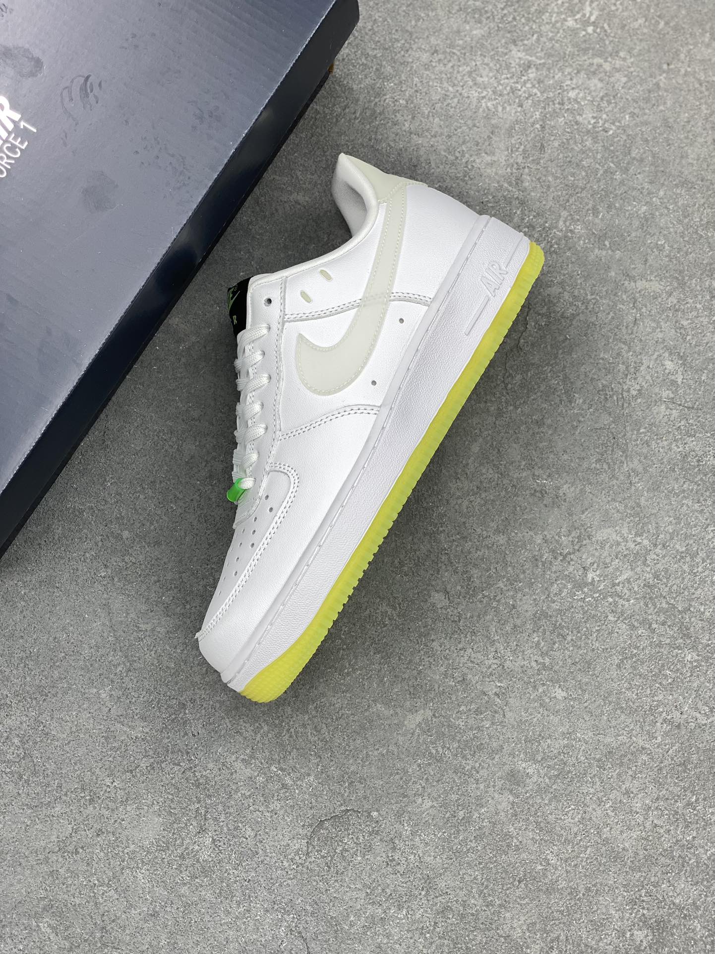 Nike Air Force 1 '07 Low White/Green Smile Casual Shoes CT3228-100 8 i1676659427 213 6