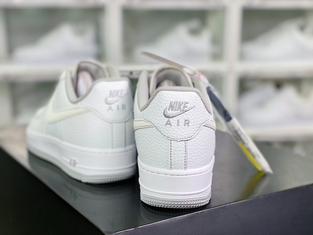 240 Air Force 1 Low”MORE THAN____”空军一号低帮板鞋“白浅灰签名涂鸦”UO5369-603