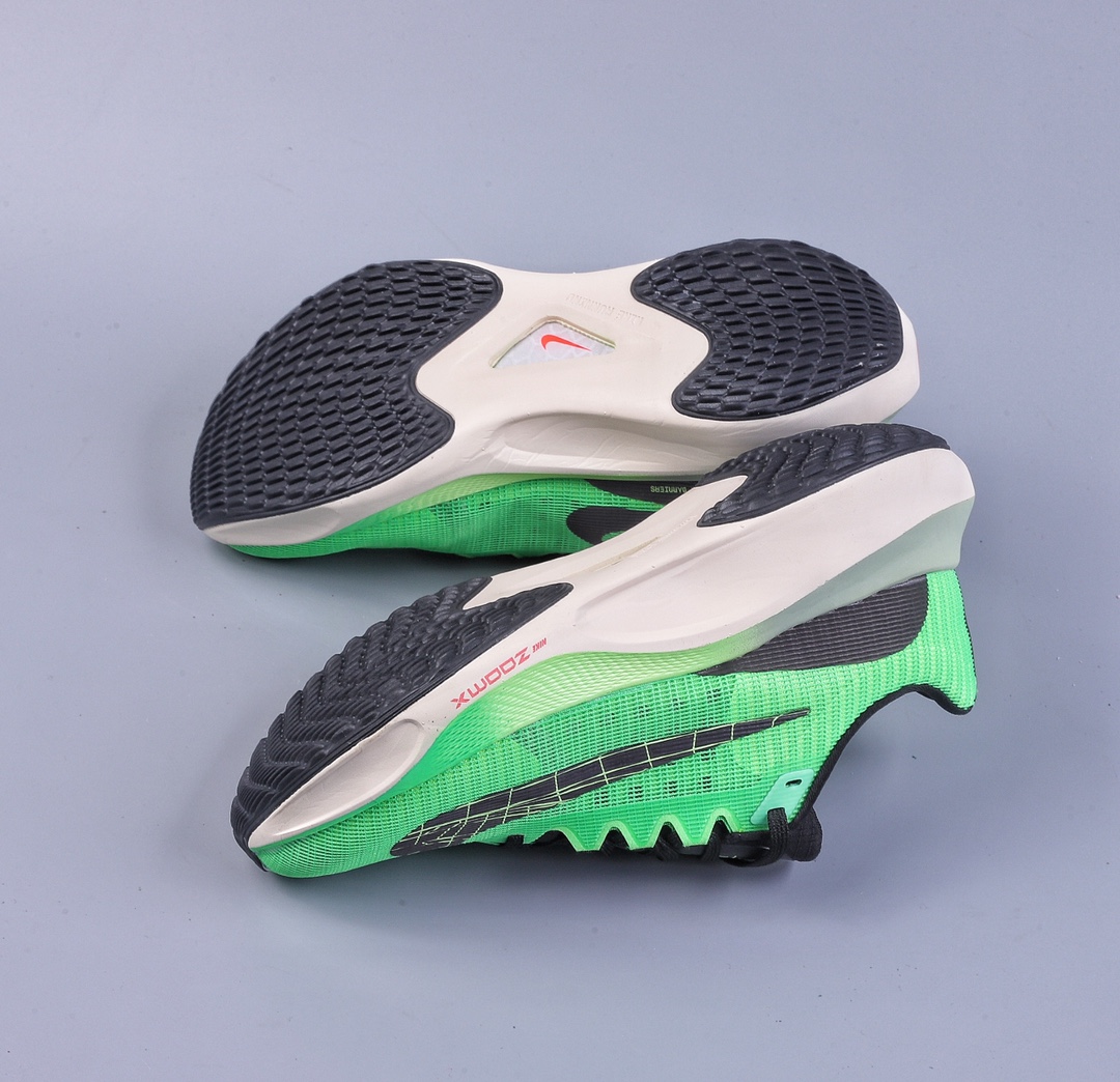 180 Nike Zoom Fly 5 耐克超弹轻盈跑步鞋 DZ4783-304