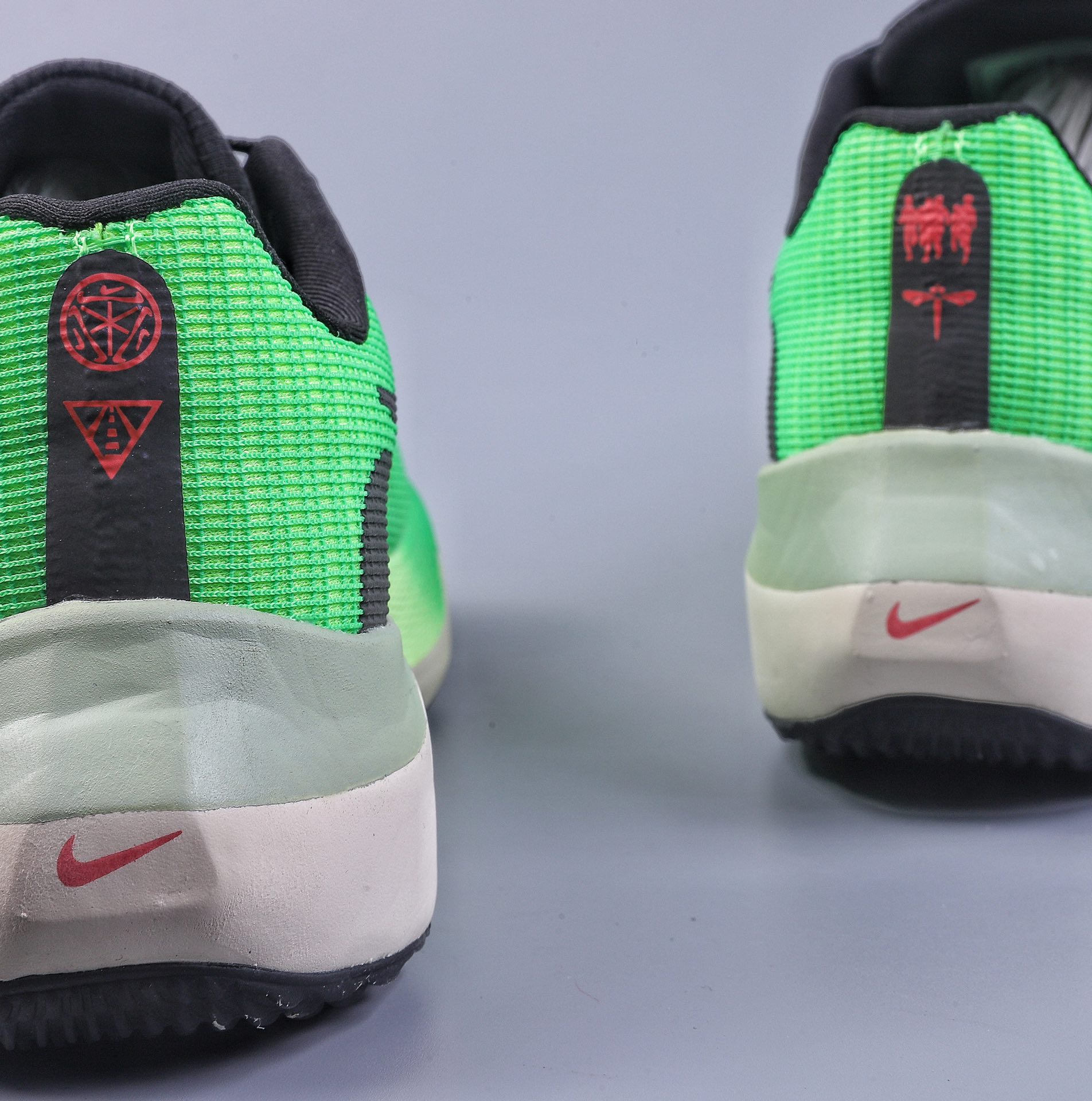 180 Nike Zoom Fly 5 耐克超弹轻盈跑步鞋 DZ4783-304