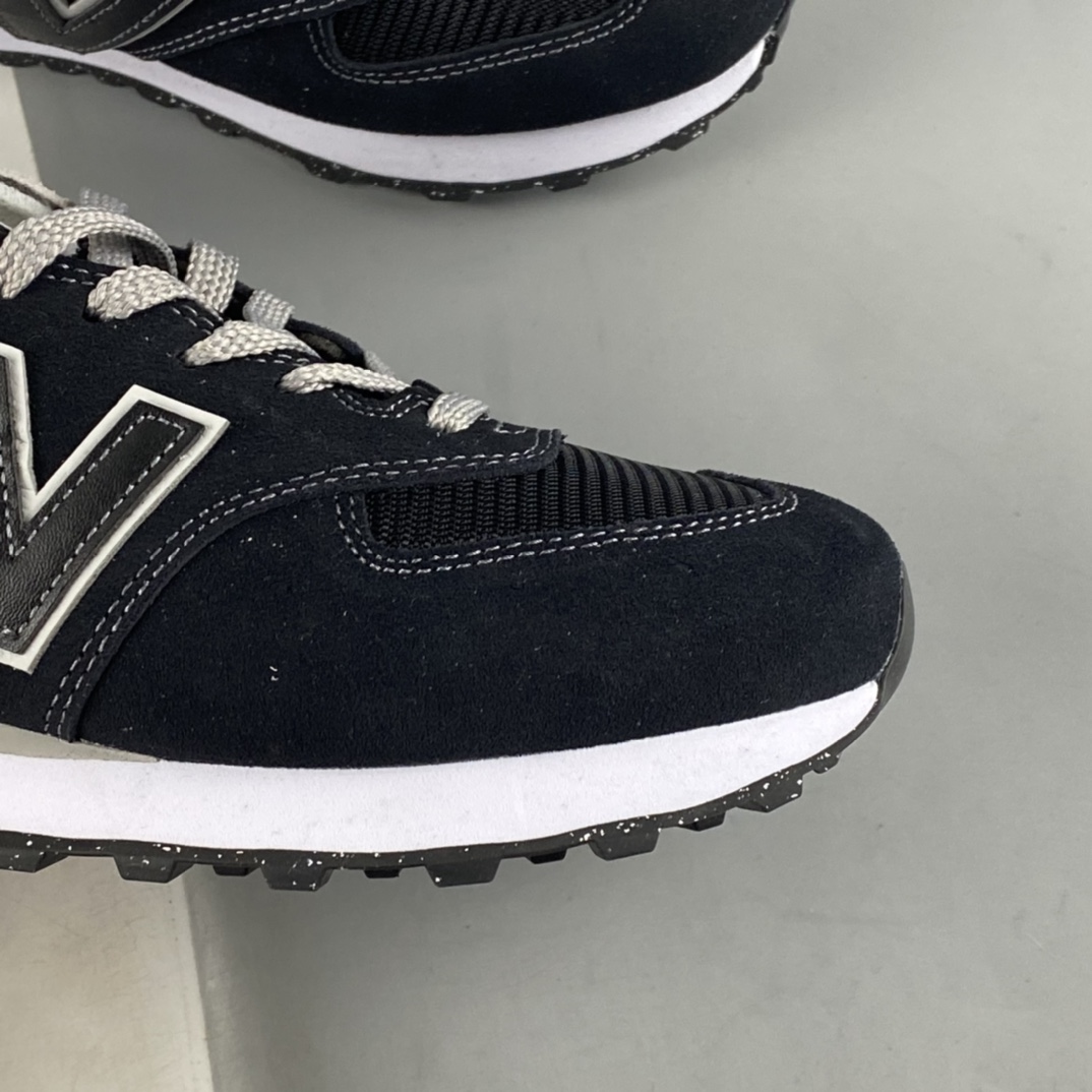 New Balance 574 series retro casual running shoes ML574EVB