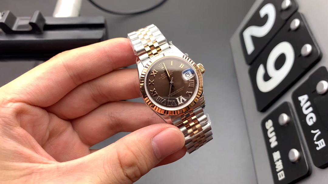 Rolex 劳力士日志女款 咖面表径31mm 发货