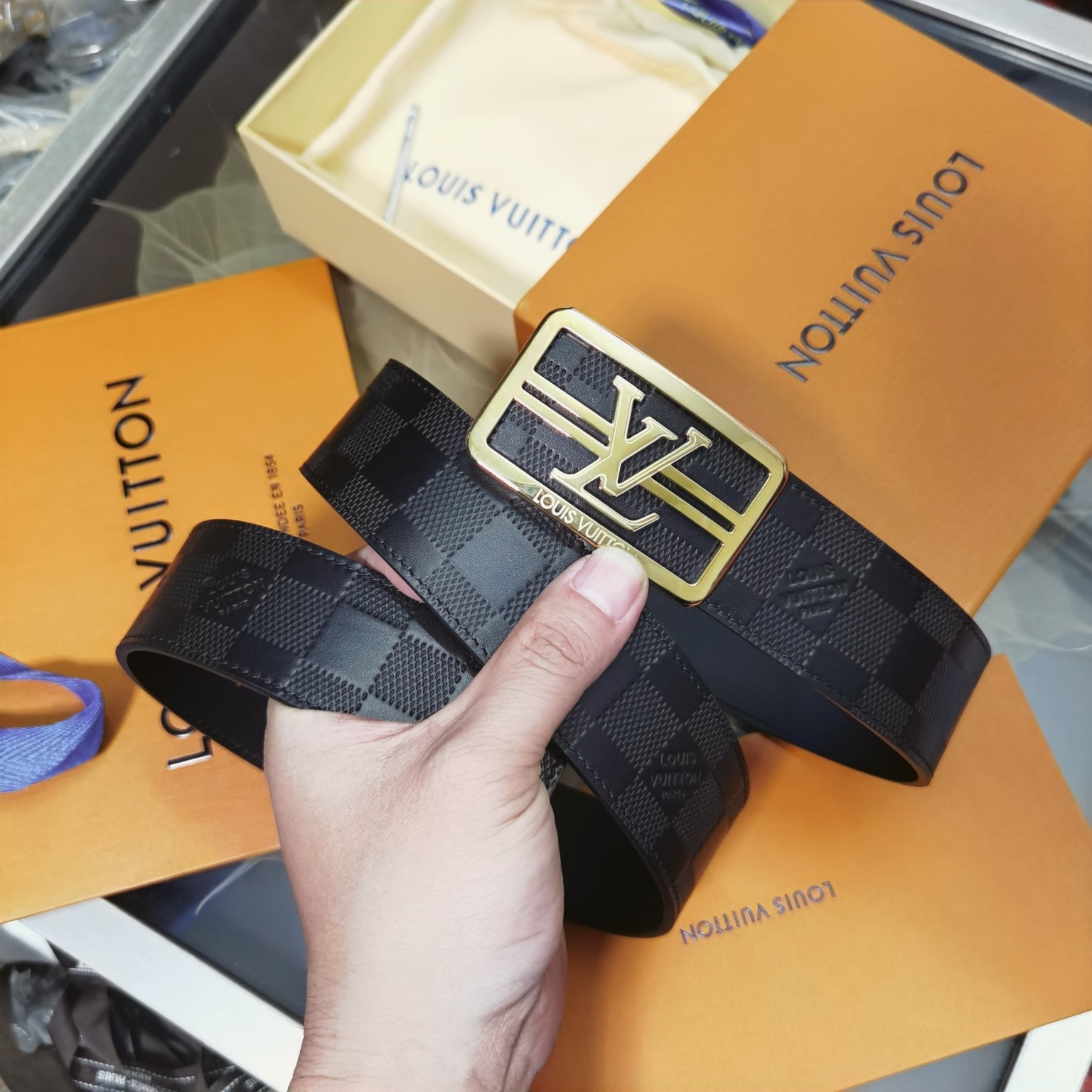 Louisvuitton新品腰带系列