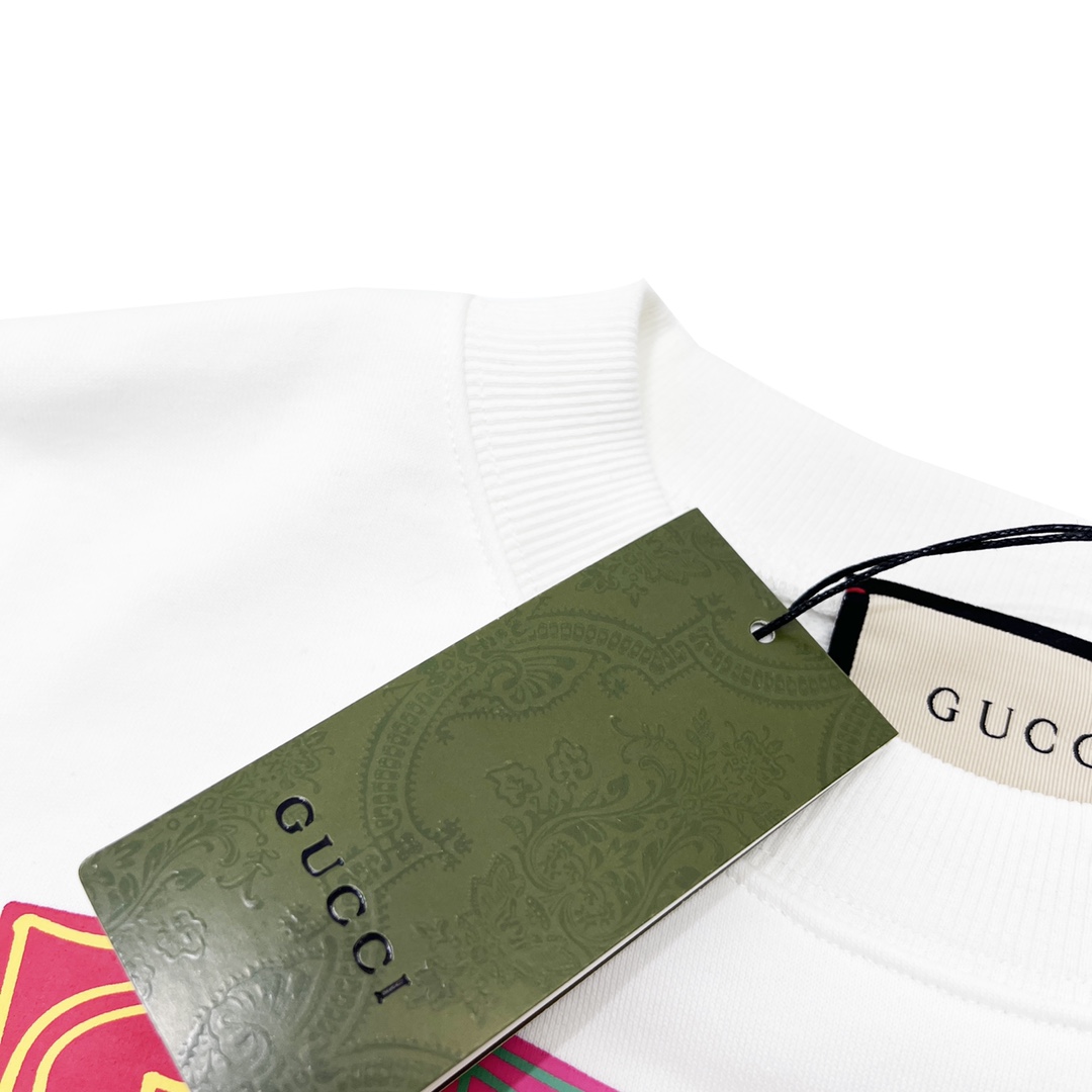 260 Gucci/古驰 兔年系列 方格字母印花圆领卫衣“Gucci Dans Le Vert”兔子刺绣标签