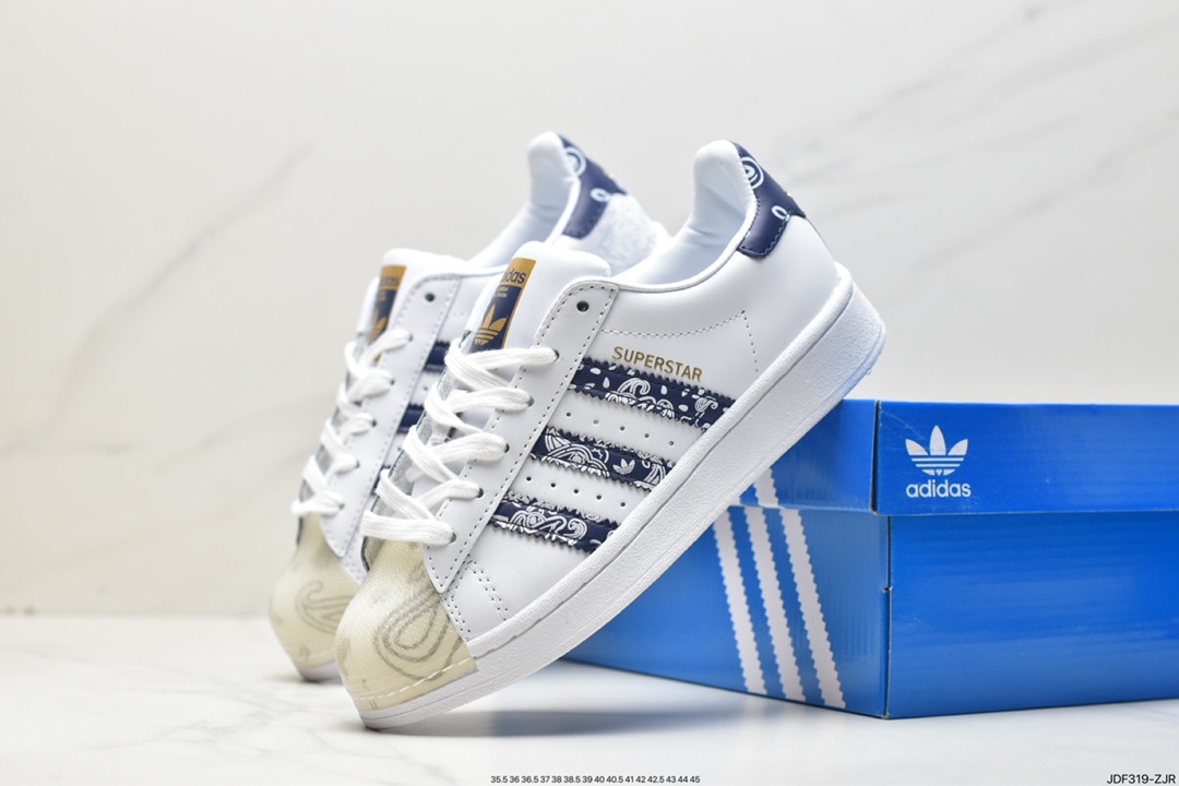 Adidas Clover Originals Superstar ”Sail/Green/Lace” shell toe sneakers GY3366