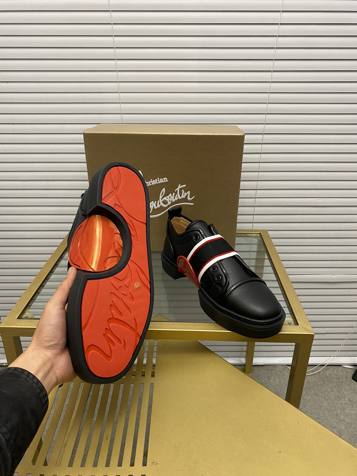 precio de fábrica. christian louboutin (CL zapatos inferiores rojos) serie contador, parejas boardsh