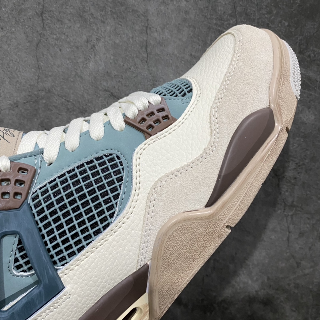 图片[7]-Air Jordan 4 Retro Custom\”Snorlax\”AJ4代中帮复古休闲运动文化篮球鞋“灰蓝卡比兽”MNJDLS-731n设计师打造 Air Jordan 4 全新「卡比兽 Snorlax」主题定制配色，超人气 Pokémon 与经典鞋型的梦幻合体。 继先前的「弗利萨 Frieza」定制 Nike Dunk Low 后，球鞋定制设计师 Andrew Chiou 再度带来新作，今回以超人气 Pokémon「卡比兽 Snorlax」为主题打造全新 Air Jordan 4。 全鞋设计上主要分为上下部分，分别是对应卡比兽的蓝、米白肤色，脚掌处的深棕色则于中底位置呈现，整体完成度之高令人惊艳，即便不是专为卡比兽而生，此配色作为市售款想来也会具有极高人气  尺码：36 36.5 37.5 38 38.5 39 40 40.5 41 42 42.5 43 44 44.5 45 45.5 46 47.5-莆田鞋批发中心