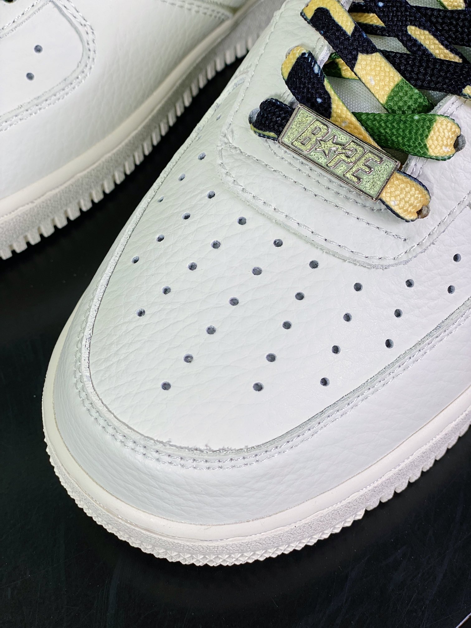 240 Air Force 1 Sta Low”Camo”空军一号低帮经板鞋“米白黑绿迷彩”AA1365-118