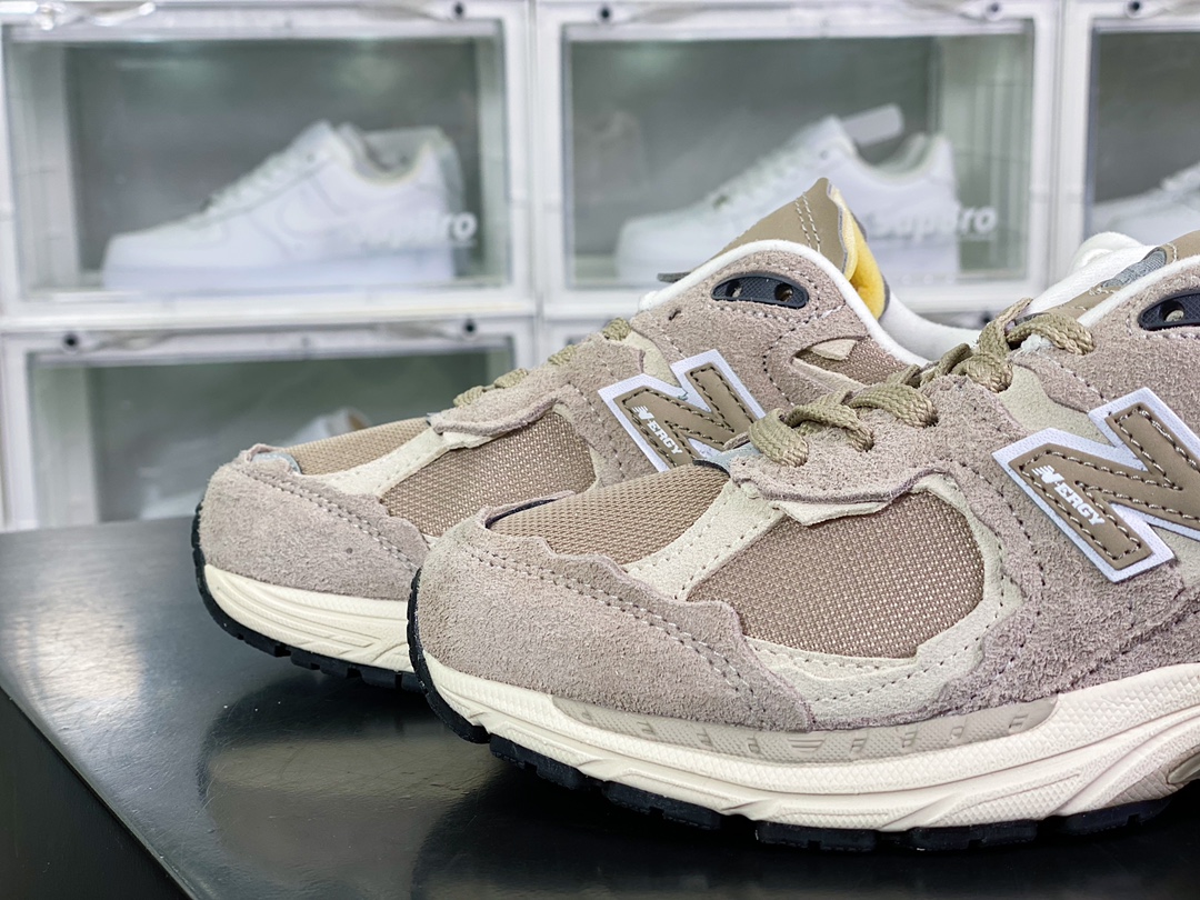 ML2002 Series Retro Dad Style Casual Sports Jogging Shoes ”Desert Brown Distressed Rag” M2002RDJ