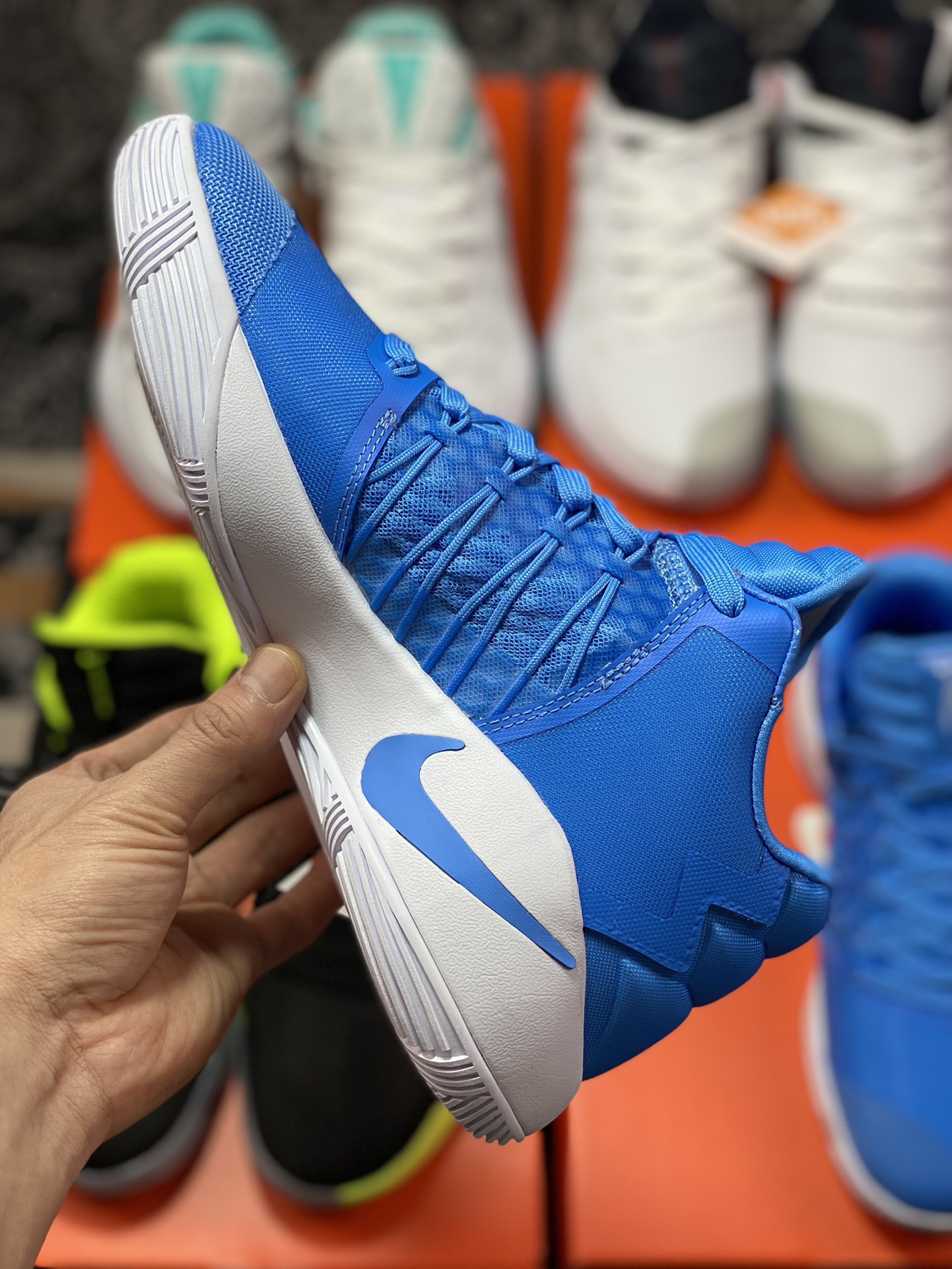 320 Nike Hyperdunk HD2016 Low 实战篮球鞋 844368-443