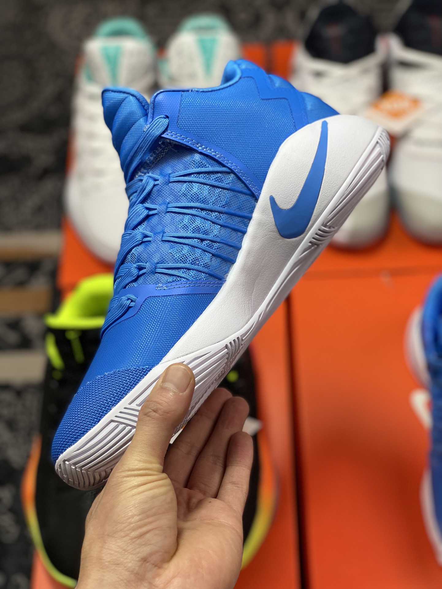 320 Nike Hyperdunk HD2016 Low 实战篮球鞋 844368-443