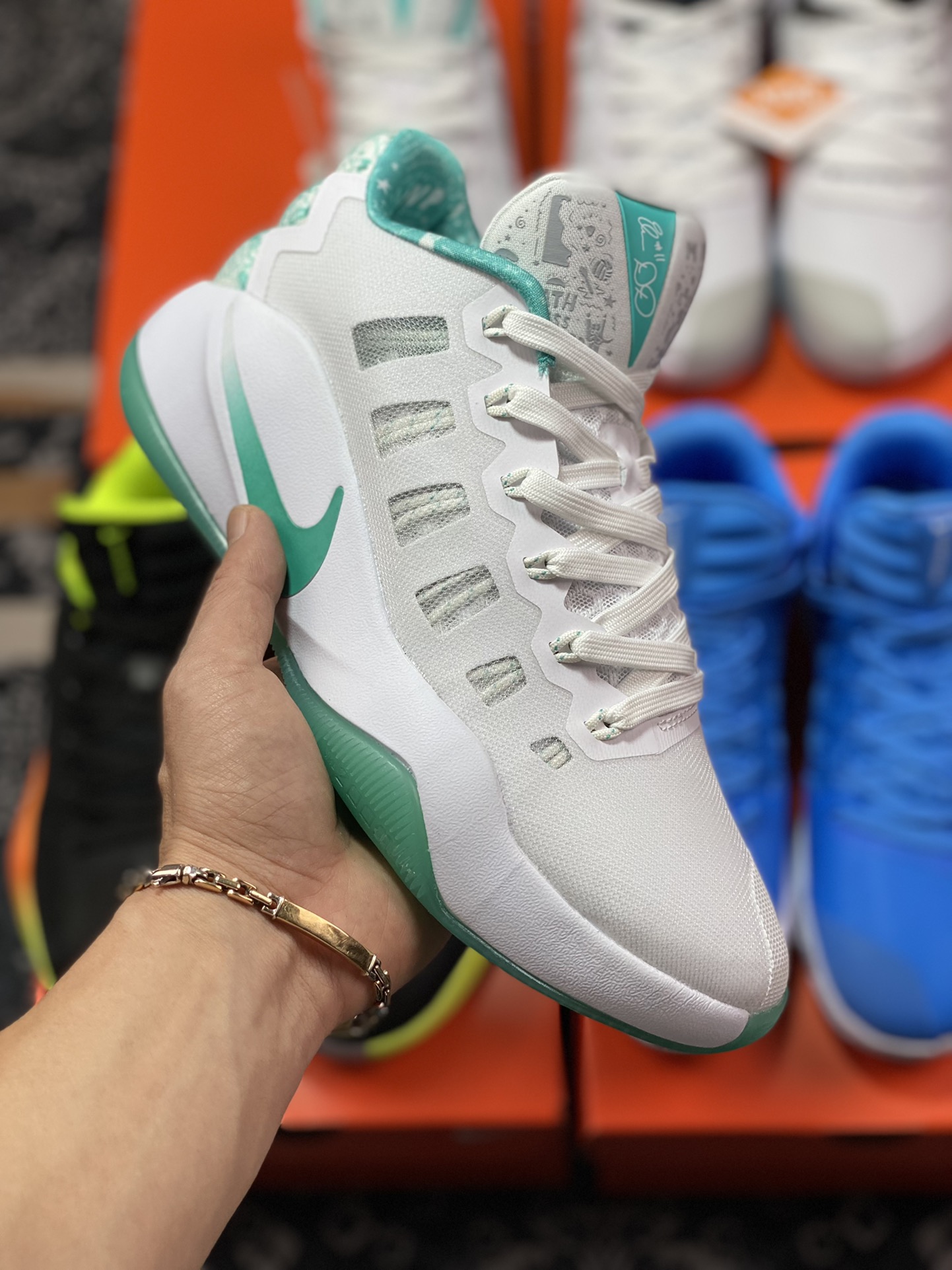 320 Nike Hyperdunk HD2016 Low 实战篮球鞋 869484-999