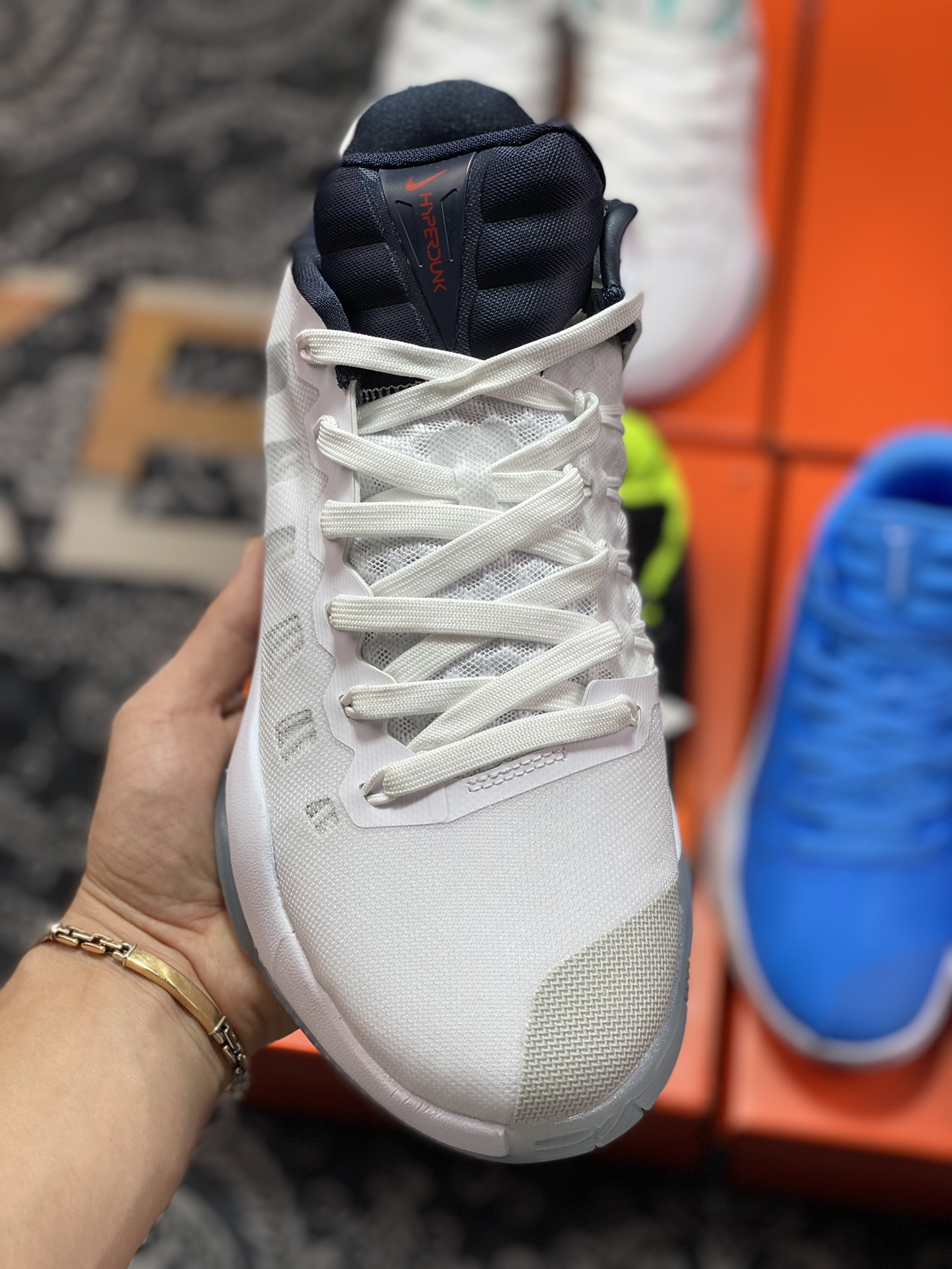 320 Nike Hyperdunk HD2016 Low 实战篮球鞋844364-146