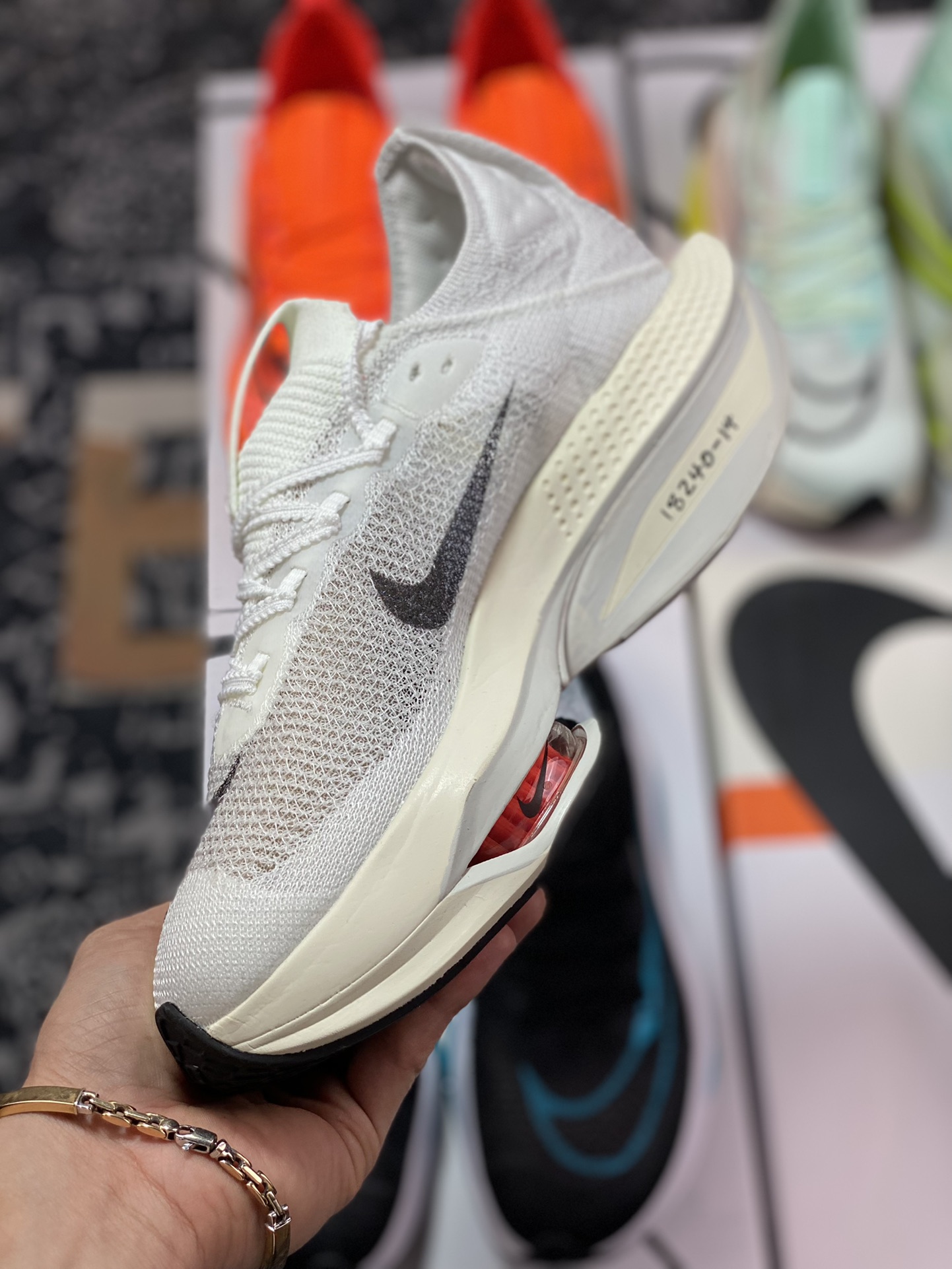 260 Nike Air Zoom Alphafly NEXT% 2 ”Proto” 全新马拉松超级跑鞋 DJ6206-100