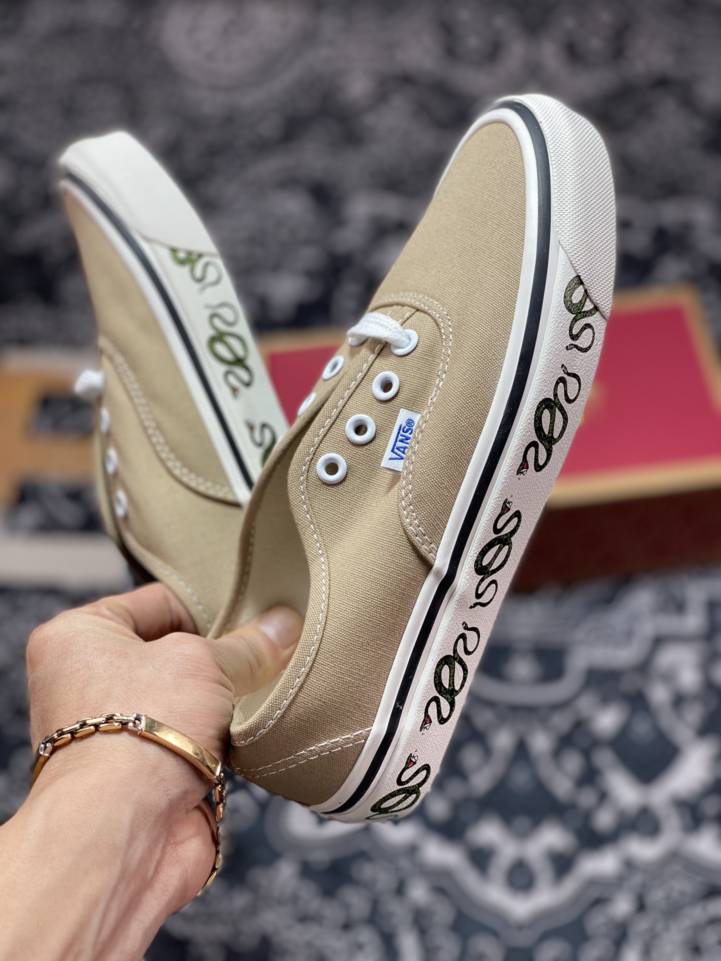 Vans Authentic 44 DX Anaheim retro khaki canvas shoes