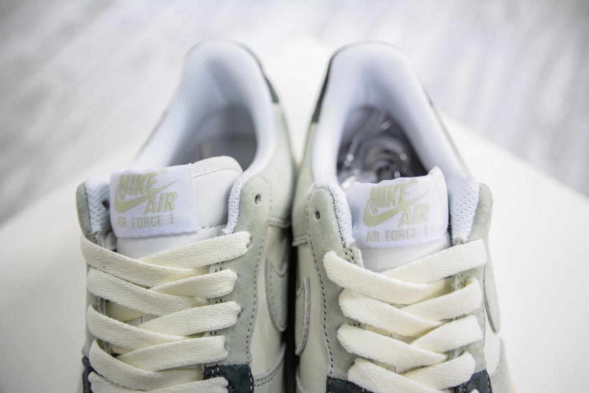 260 Air Force 1 '07 Low 浅绿麂皮 DE0099-003