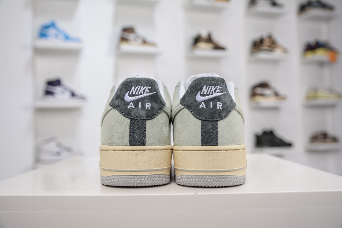 260 Air Force 1 '07 Low 浅绿麂皮 DE0099-003