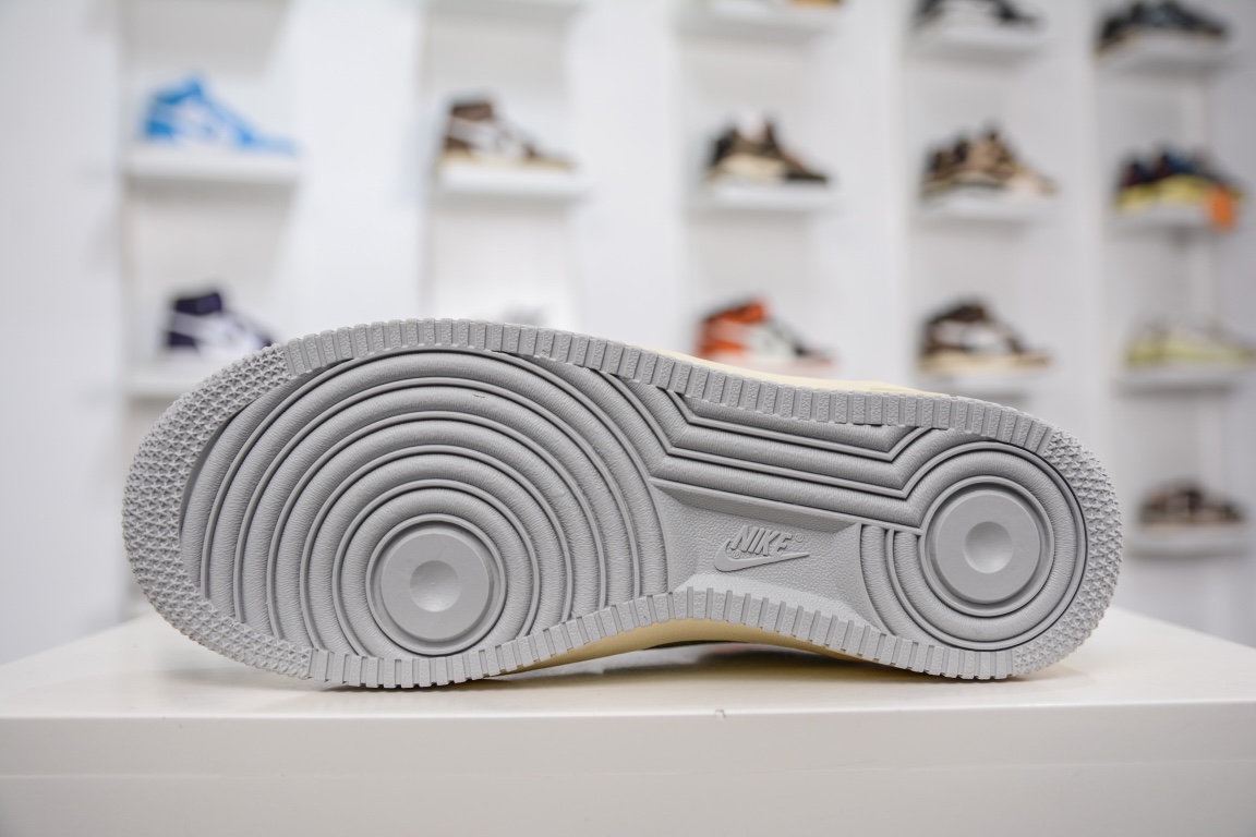 260 Air Force 1 '07 Low 浅绿麂皮 DE0099-003