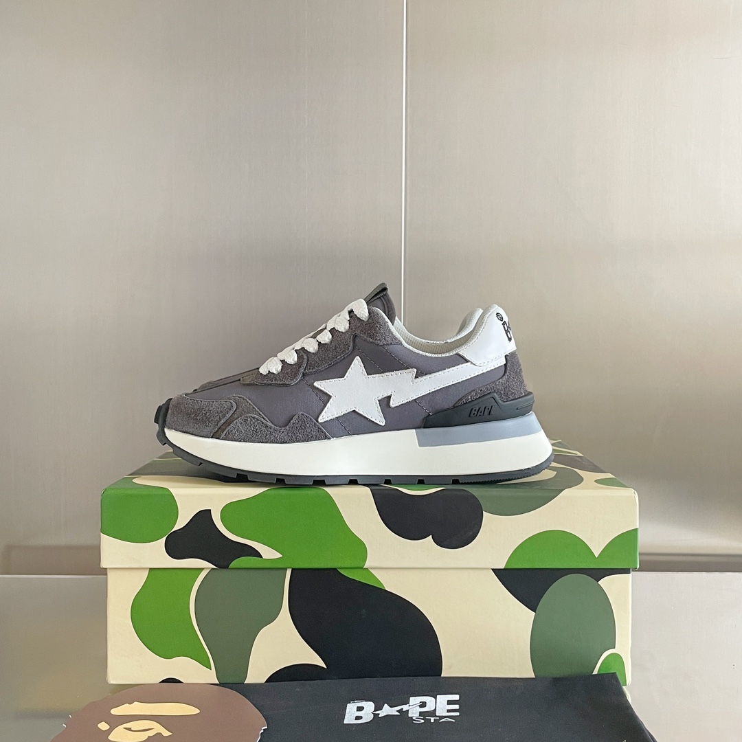 BAPE STA: Classic Sneakers for Couples and Leisure, Top Quality at $750 - 图片 5