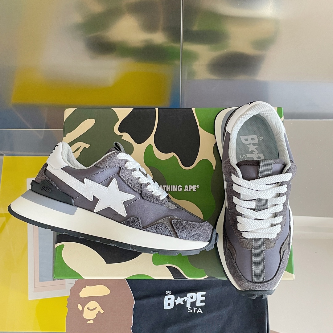 BAPE STA: Classic Sneakers for Couples and Leisure, Top Quality at $750 - 图片 2
