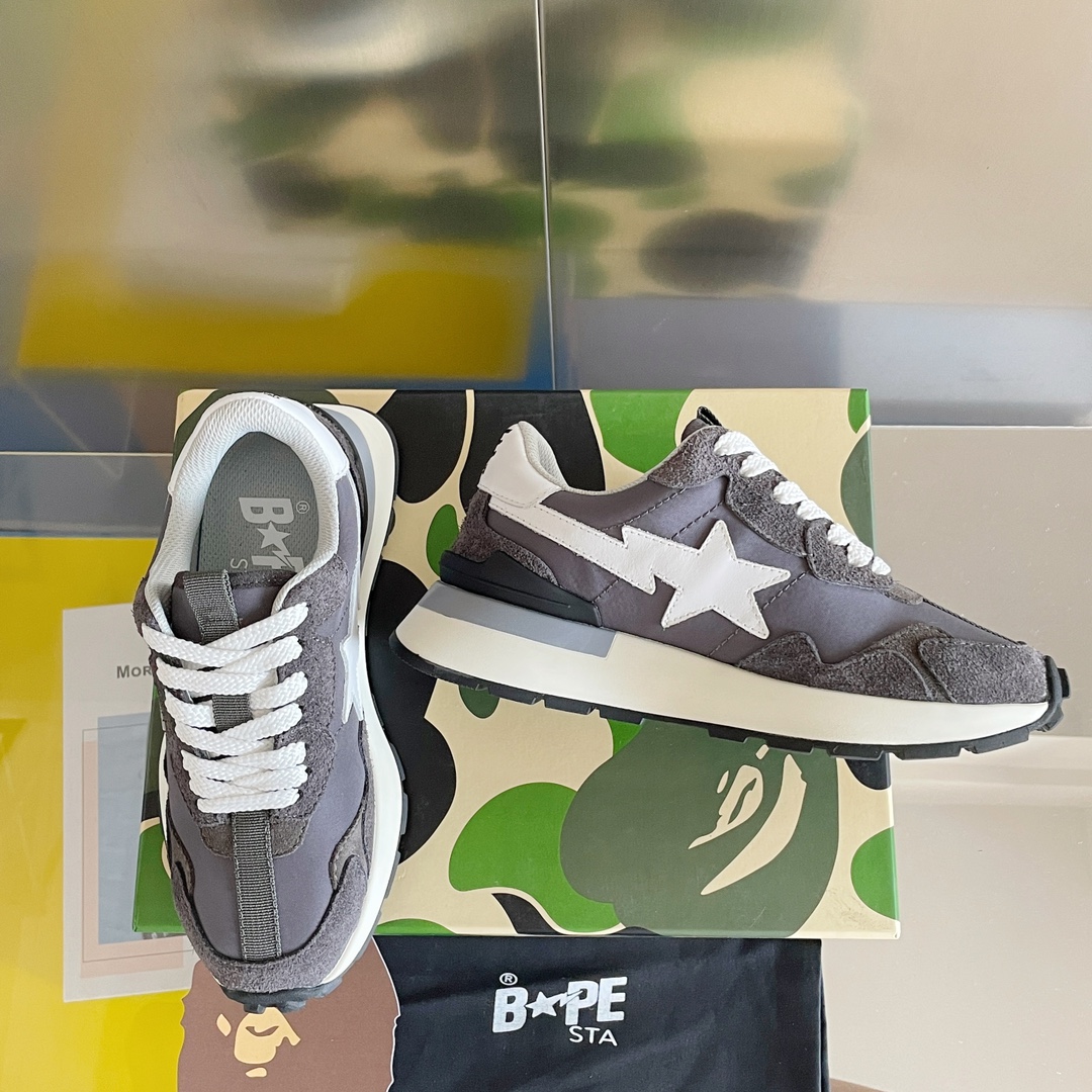 BAPE STA: Classic Sneakers for Couples and Leisure, Top Quality at $750 - 图片 3