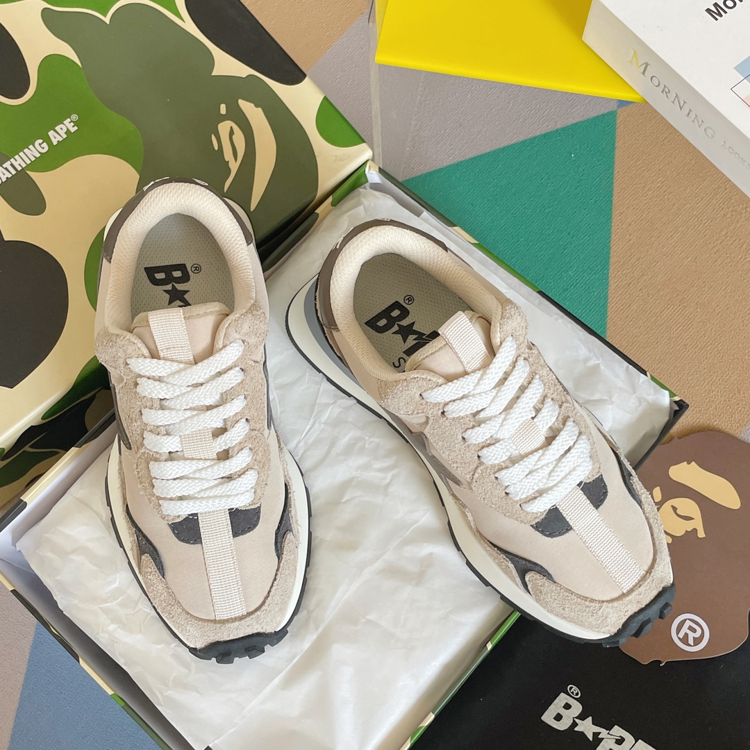 BAPE STATM Sneakers: Classic Style with Colorful Updates for Leisure and Running