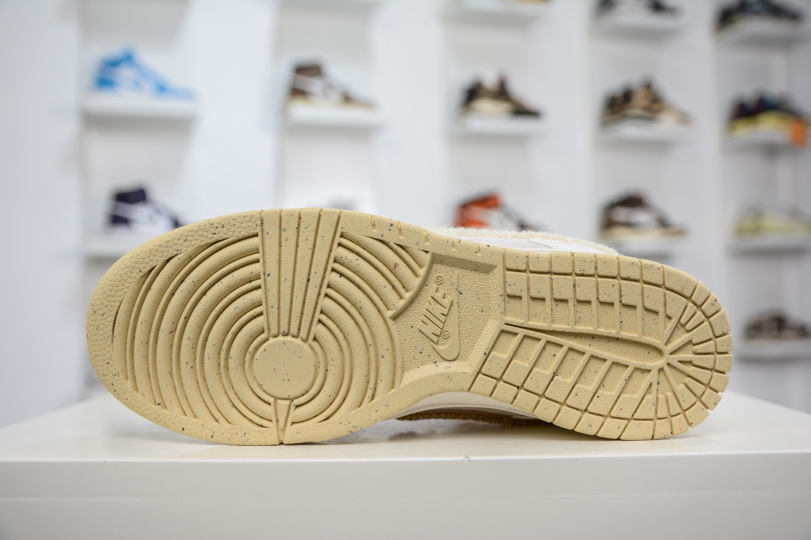 240 耐克Nike SB Dunk Low”Year of the Rabbit” 兔年广州限定 FD4203-211