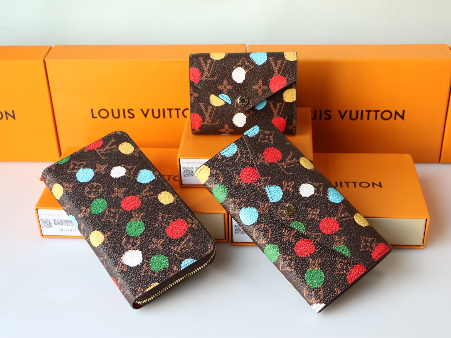 Leather Collection M81865 M81980 M81864 Product Set
